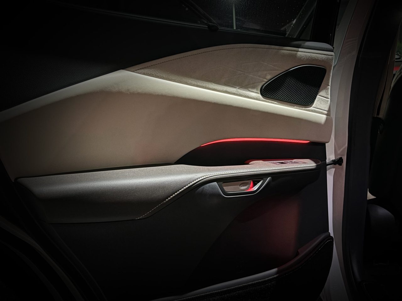 RXドアアンビエントライト