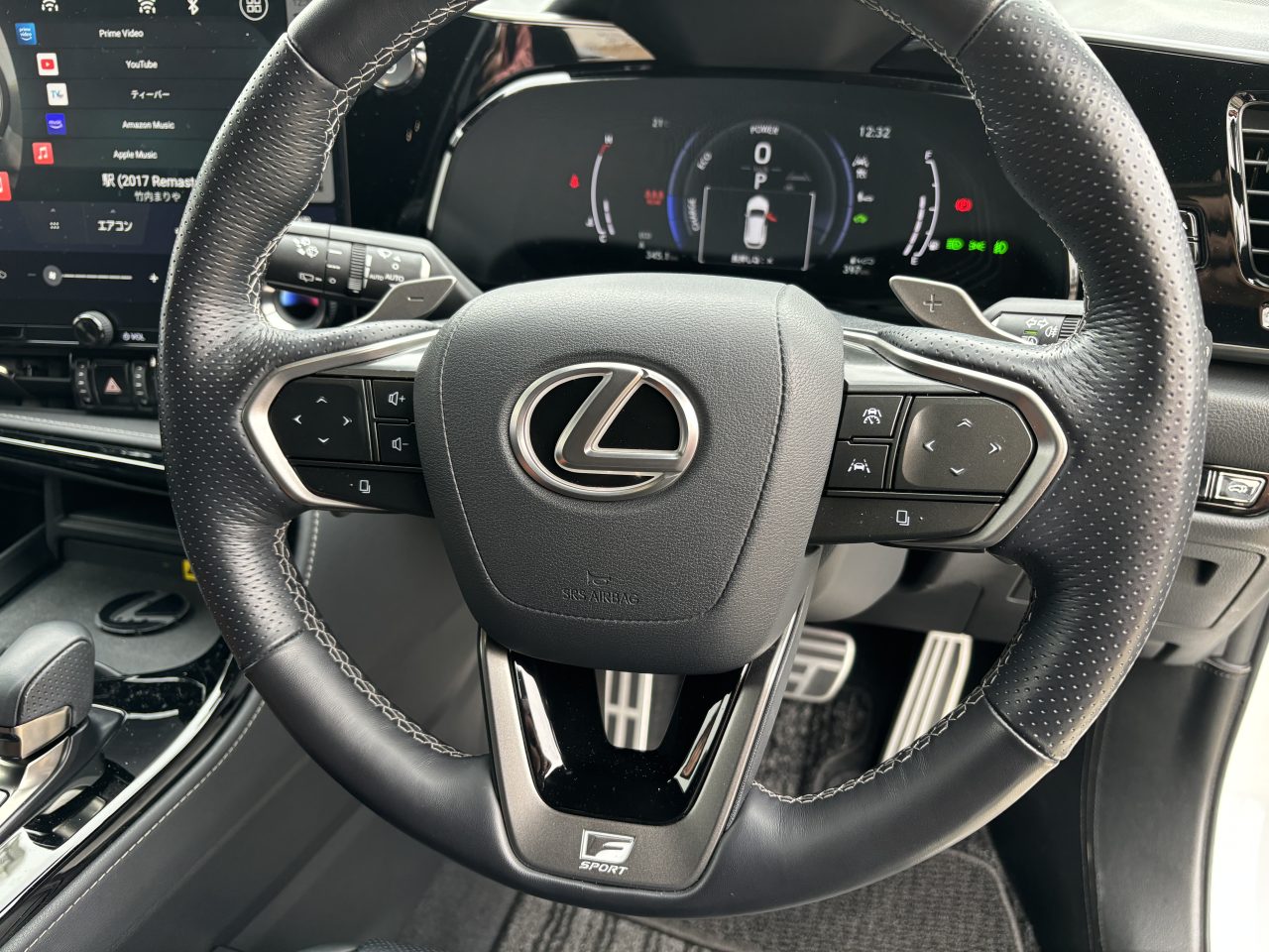 NX　ステアリングエンブレムイルミ