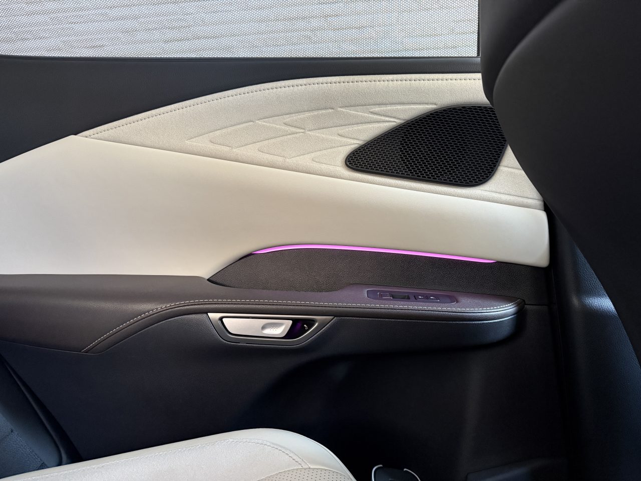 RXサイドドアイルミ　Rayace