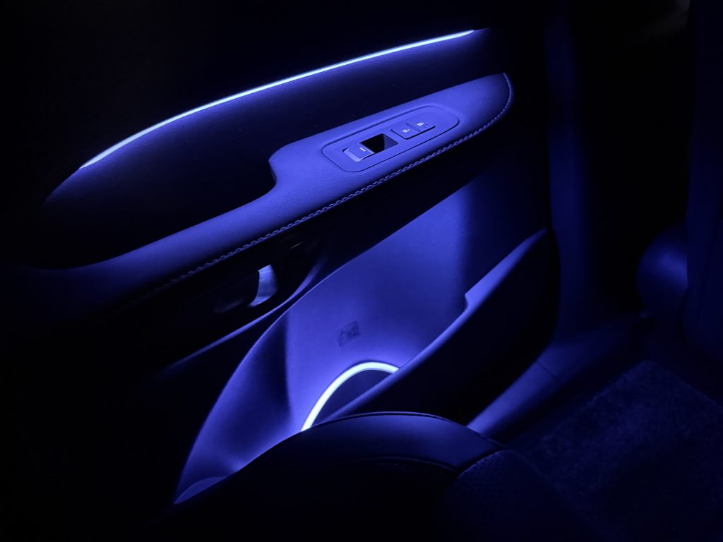 Rayace アンビエントライト増設