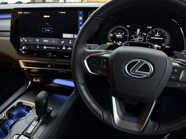 年次改良RX450h+のご入庫です