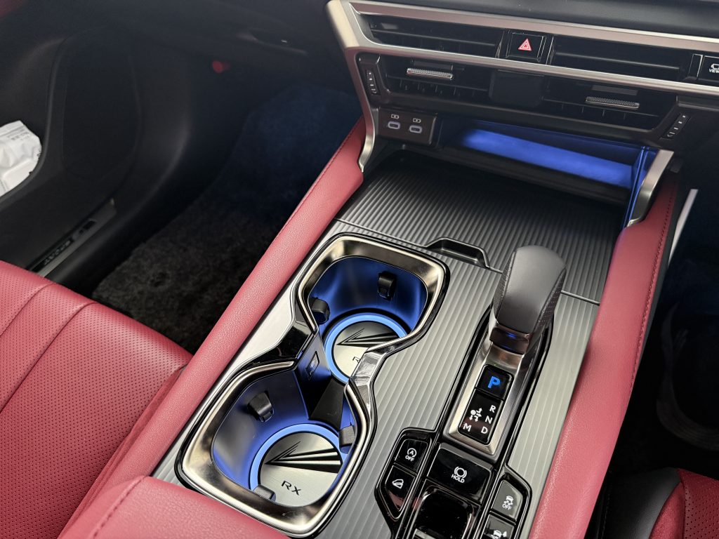 カップホルダーイルミ　Rayace