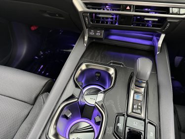 レクサスRX　アンビエントライト増設