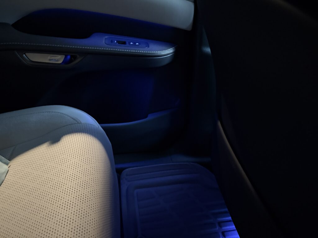 ドアポケットイルミ