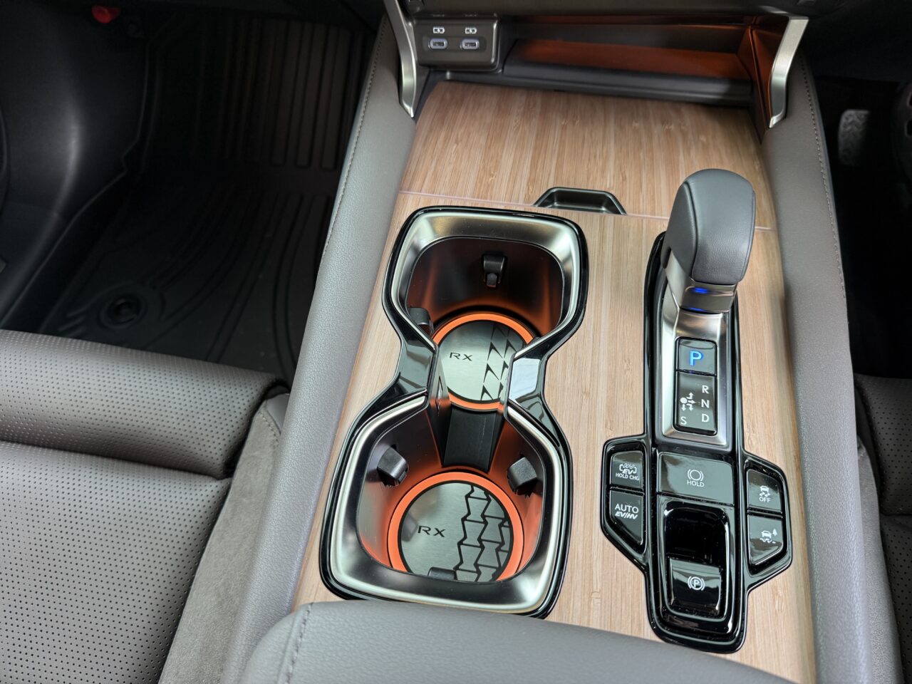 レクサスRX　カップホルダーイルミ