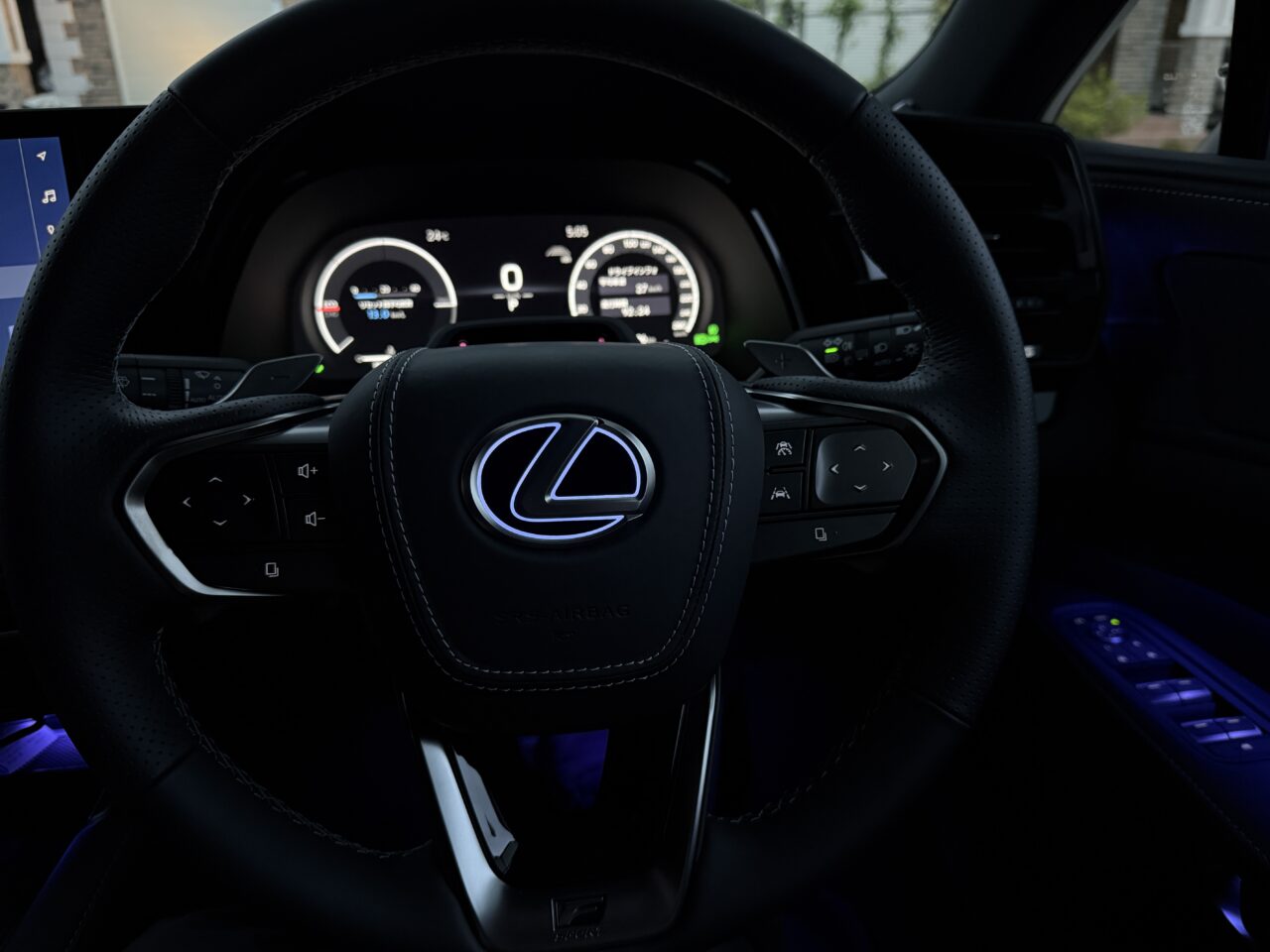 レクサスRX　ステアリングエンブレムイルミ　Rayace