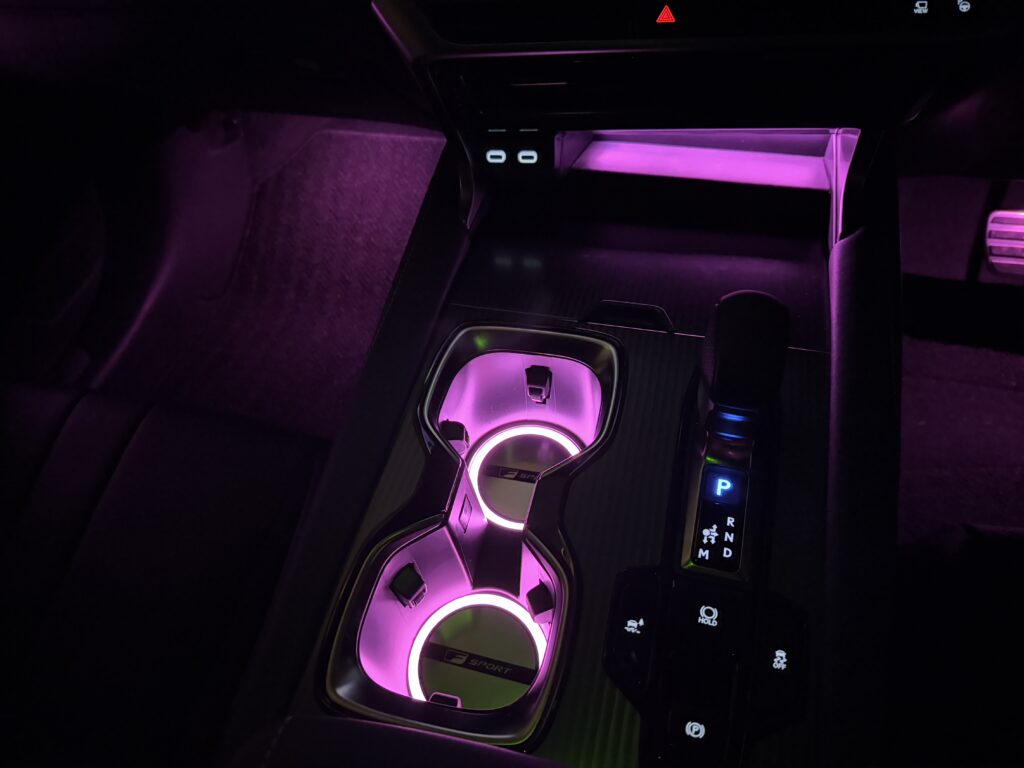 Rayace　カップホルダーイルミ　レクサス　RX