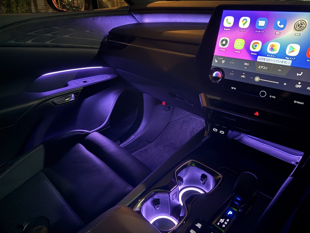 レクサスRX　イージークローザー・アンビエントライト増設