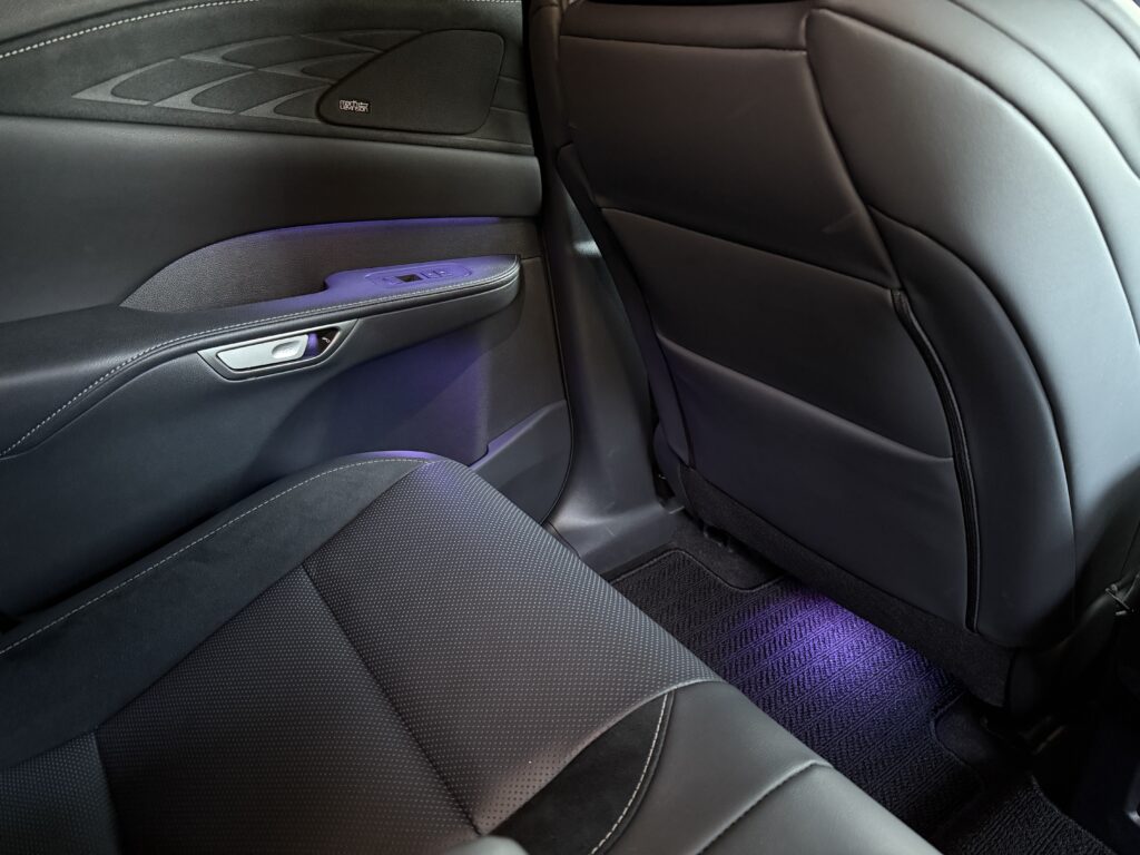 Rayace アンビエントライト　レクサスRX