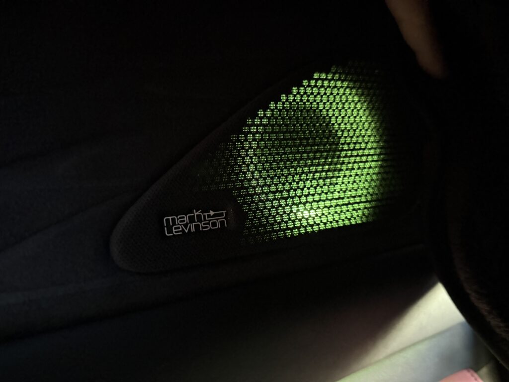 レクサスRX　マクレビイルミ