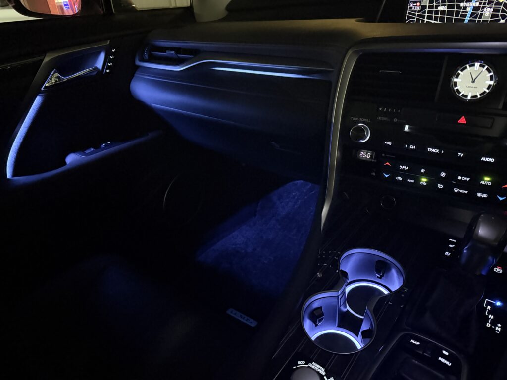 レクサスRX20系　アンビエントライト増設　Rayace