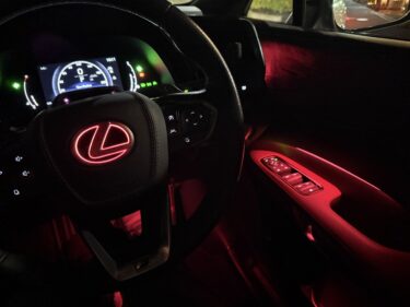 レクサスRX　アンビエントライト増設