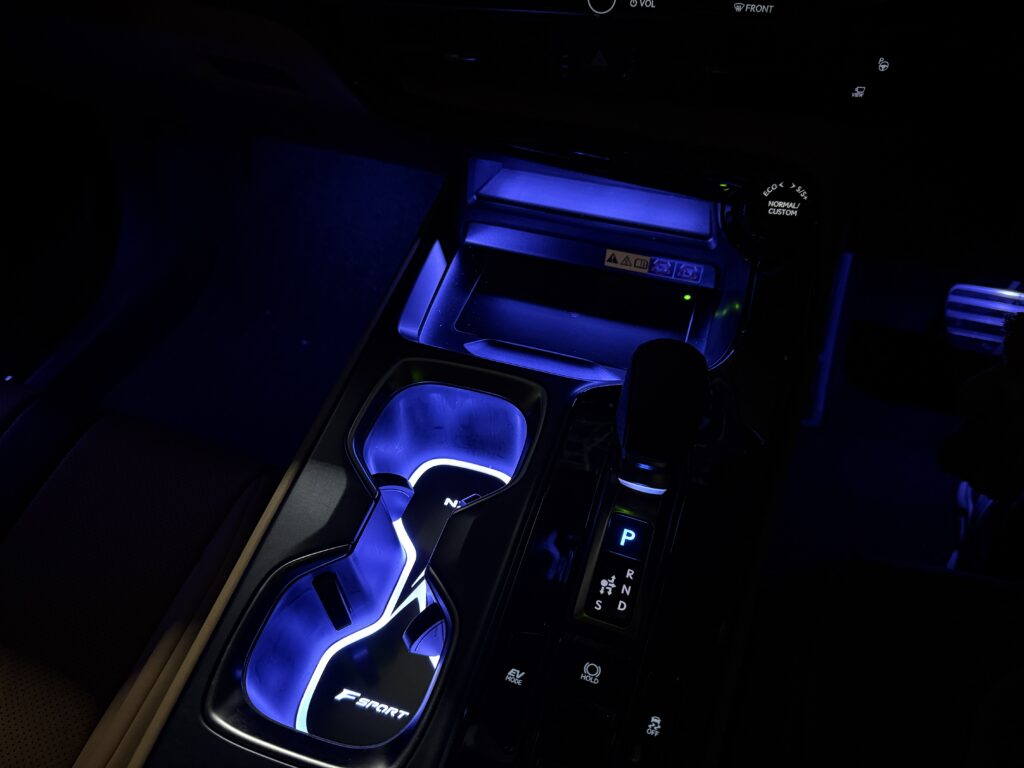 NX　カップホルダーイルミ　Rayace