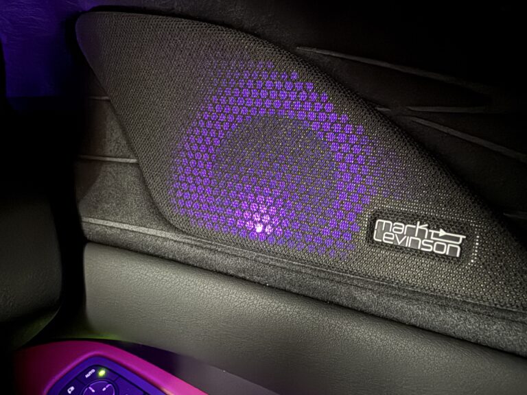 レクサスRX　マクレビイルミ