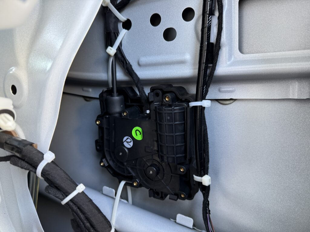 Rayace　イージークローザー