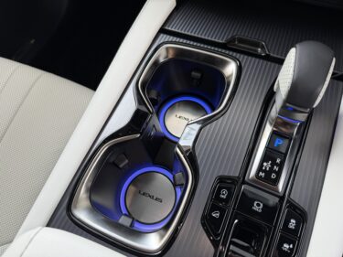 レクサスRX　アンビエントライト増設