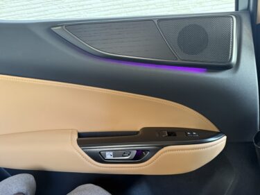 レクサスNX　光量アップ施工